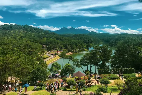 Parklandskab i Love Valley ved Da Lat